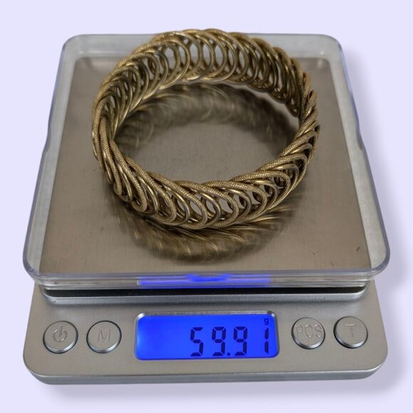 Round Gold Link Bracelet - Picture 6 of 6